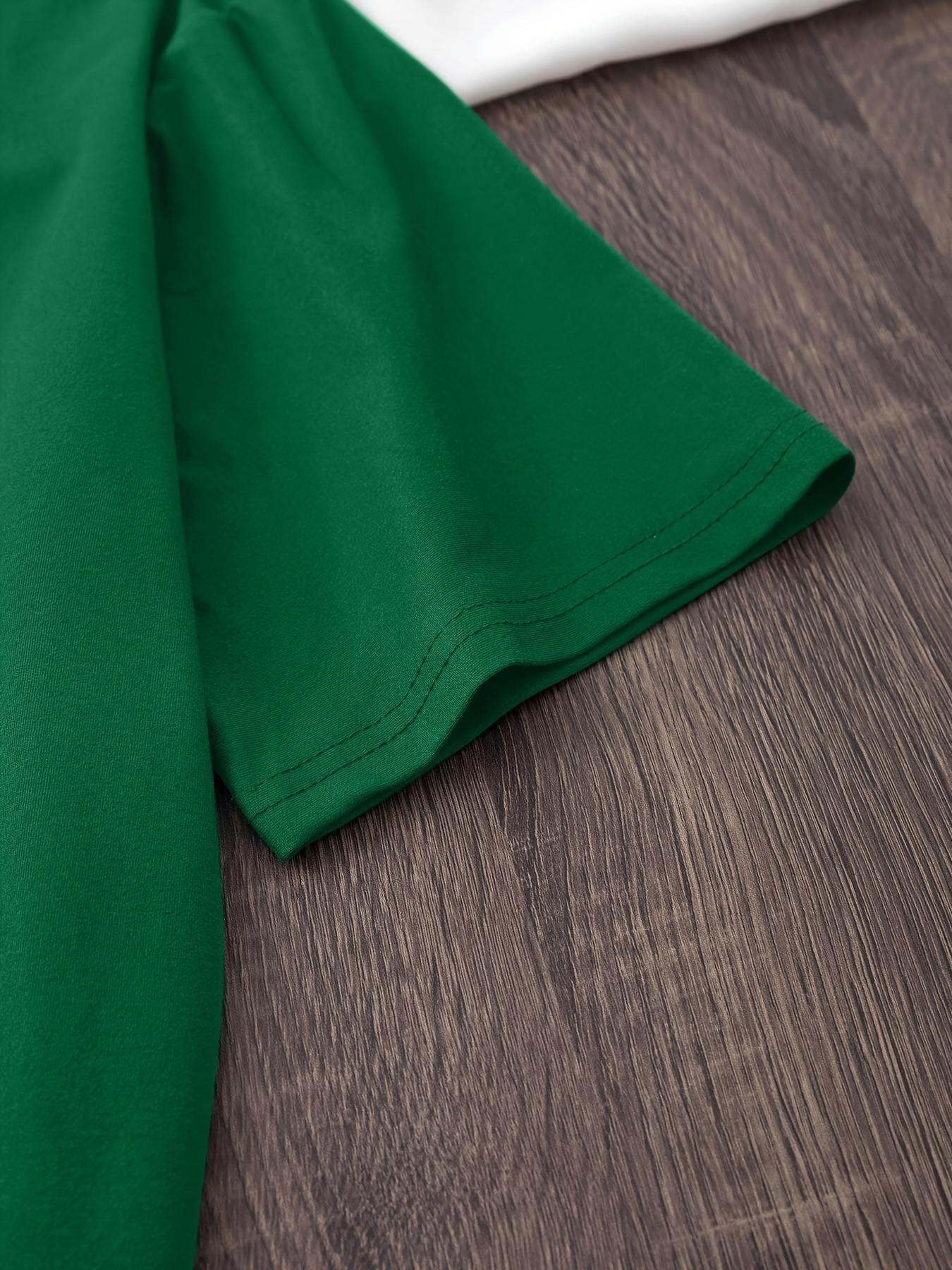 Women's Plus Size Casual Short Sleeve T-Shirt - Vibrant Red Round Neck Loose Fit Tee, Machine Washable All-Season Comfort Top for Casual Attire, Ladies T Shirts, Soft Fabric Tee