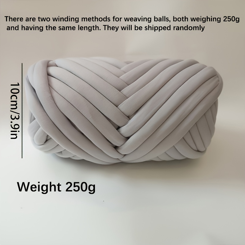 E-shop Ein Paket Dickes Superweiches Polyestergarn, 250g, Geeignet für DIY-Handweben, Häkeln, Bastelarbeiten und Nähzubehör - Komfortgrau