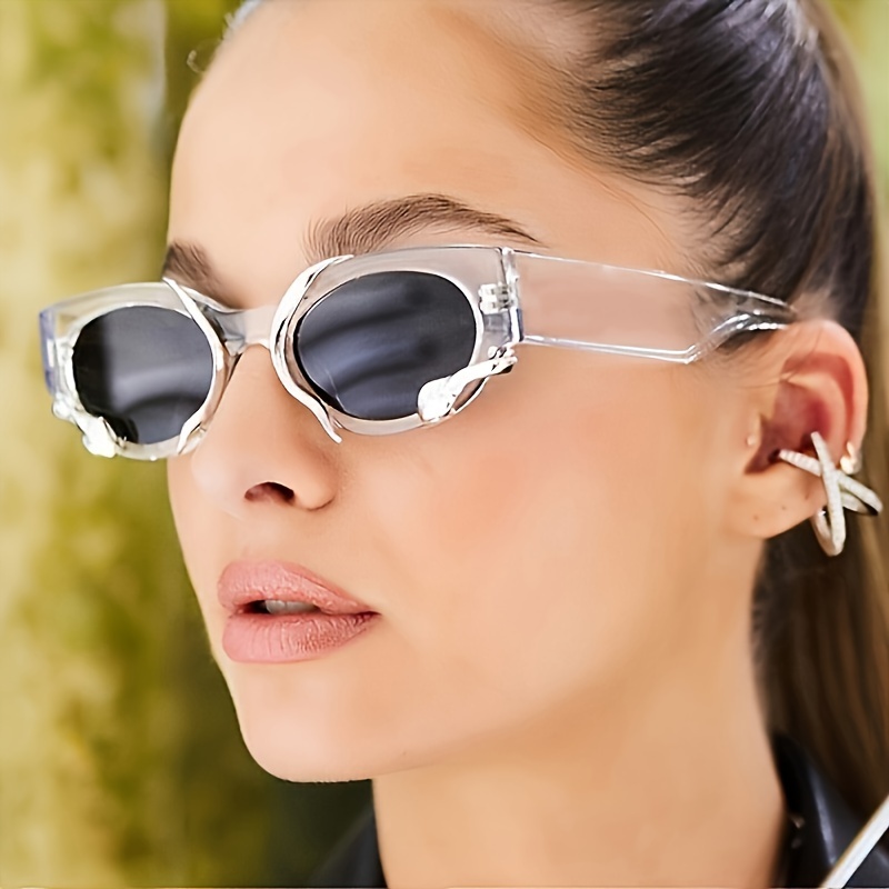 

2pcsfashion Sunglasses For Women Snake-shaped Uv To And Clothes To Give Are A , Comes Of The Snake