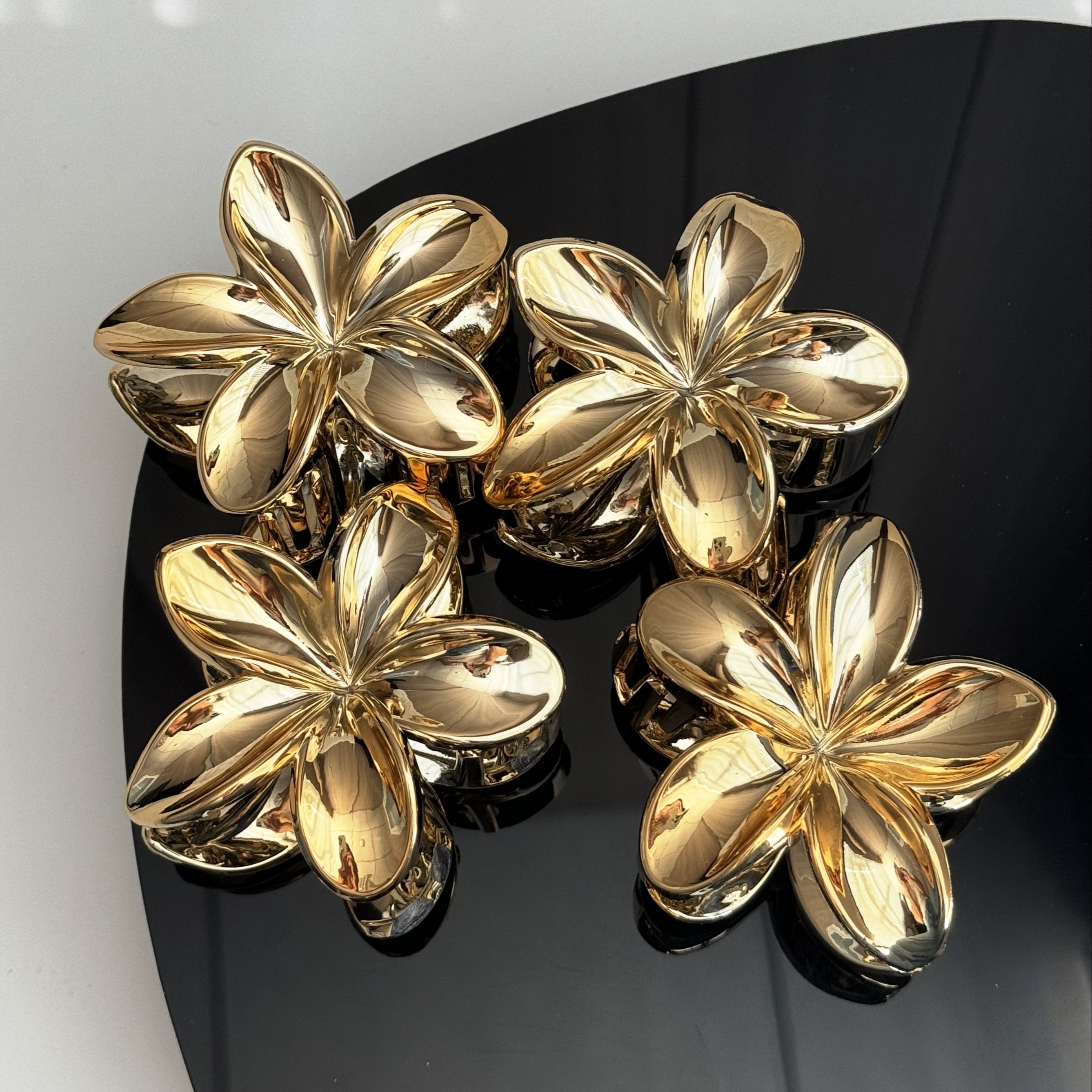 4-pack Hair Clips, Minimalist Back-of-head Shark Clips For Women' And Versatile