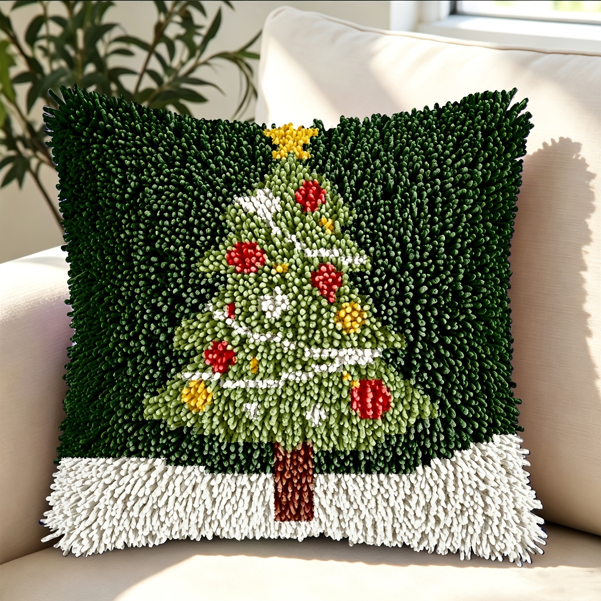 Latch Hook Kit with Christmas Tree Printed Pattern