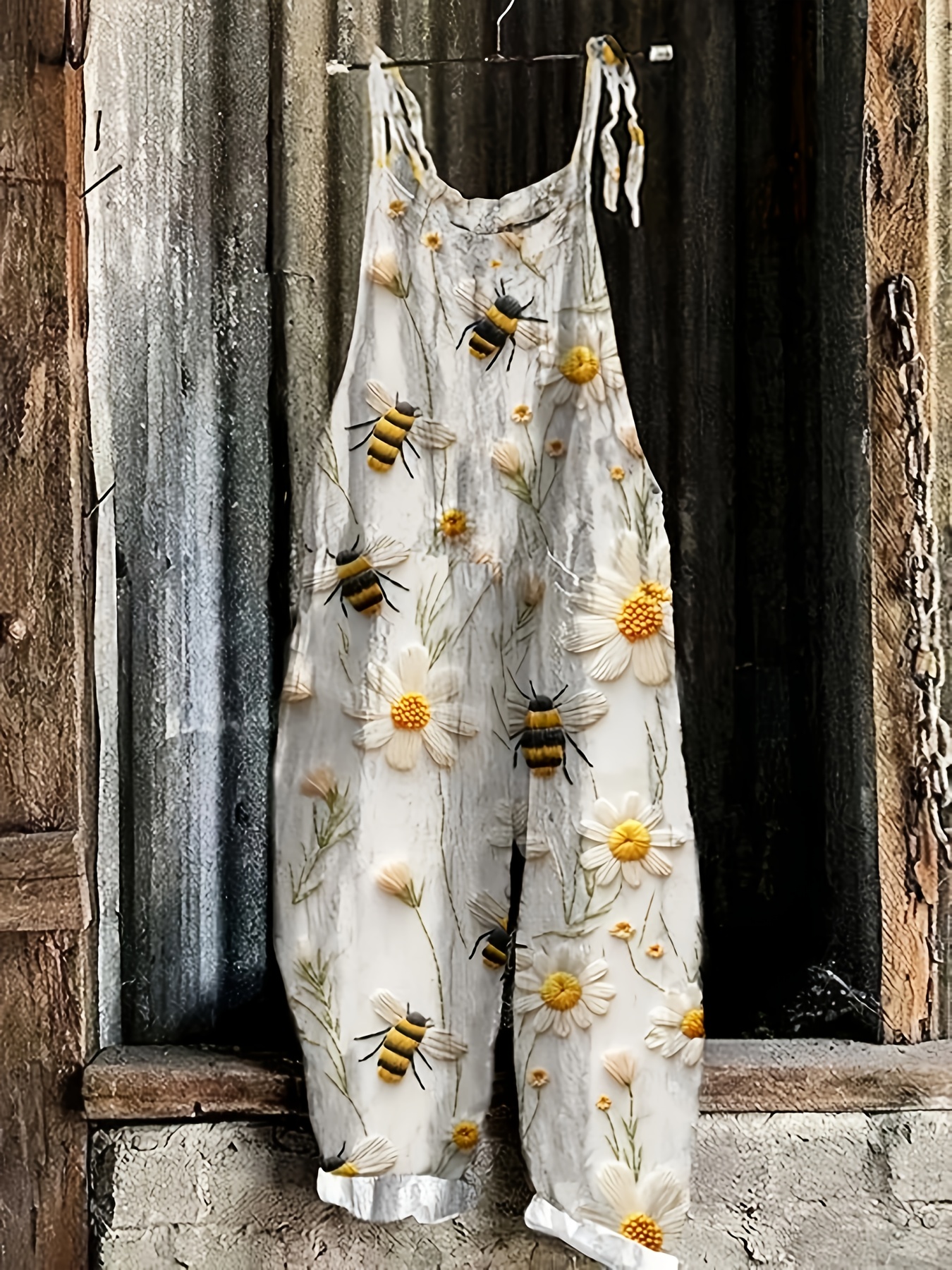 vintage style fashion suspender jumpsuit bee and flower 006