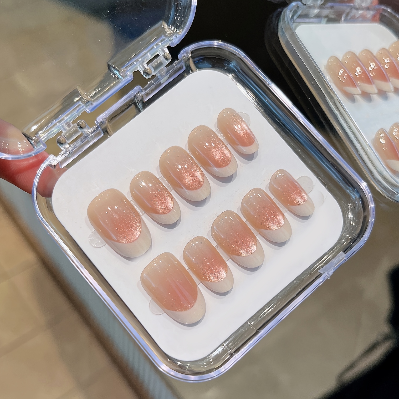 TEMU TG202 : Lot de 10 faux ongles courts en à paillettes effet œil de chat et finition française, ongles artificiels couvrants réutilisables, kit de
