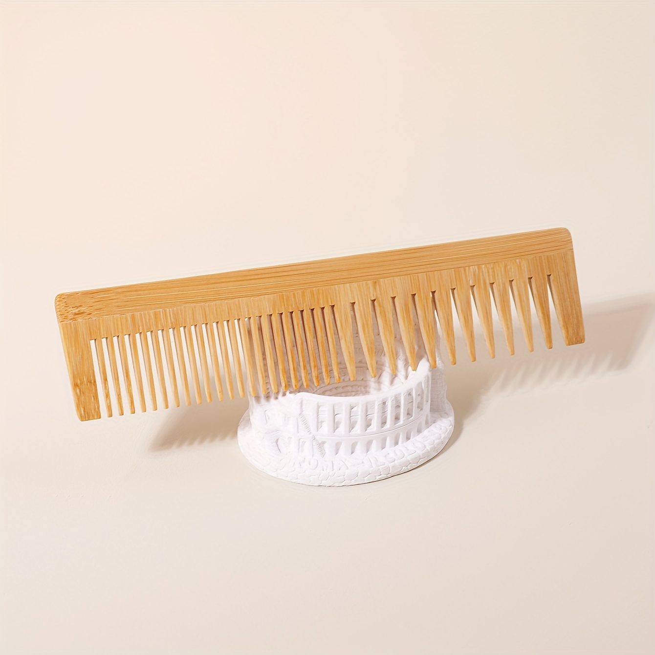 Wide-tooth Wooden Comb 1pc, Anti-static Wooden Comb For Detangling, Lint Comb, Suitable For Styling And Detangling Straight, Curly, Wavy, And Thick Hair