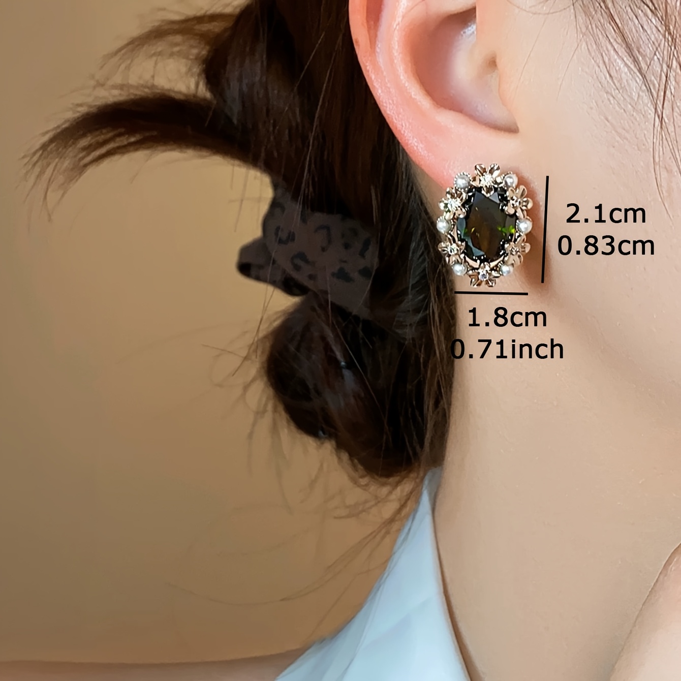 Women's Small Flower Stud Earrings with Cubic Zirconia, Elegant Design