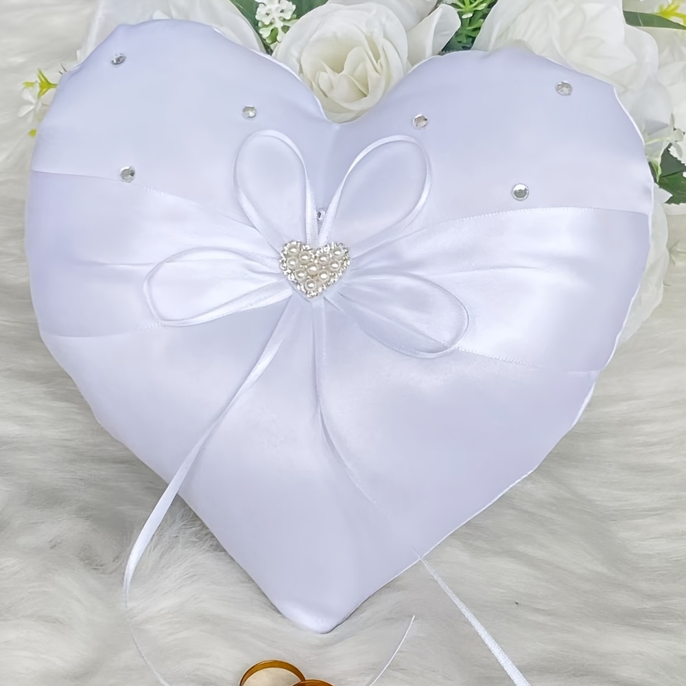 E-shop Trauringkissen Herzförmiges Kissen für die Braut ohne Ringe Geeignet für jede Hochzeit