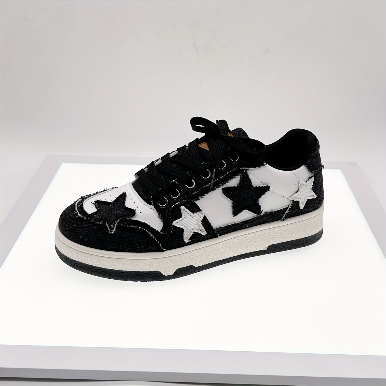 

Women's Skate Shoes With Stars Design, Colorblock Low Top Flatform Sneakers, Casual Trendy Sports Shoes