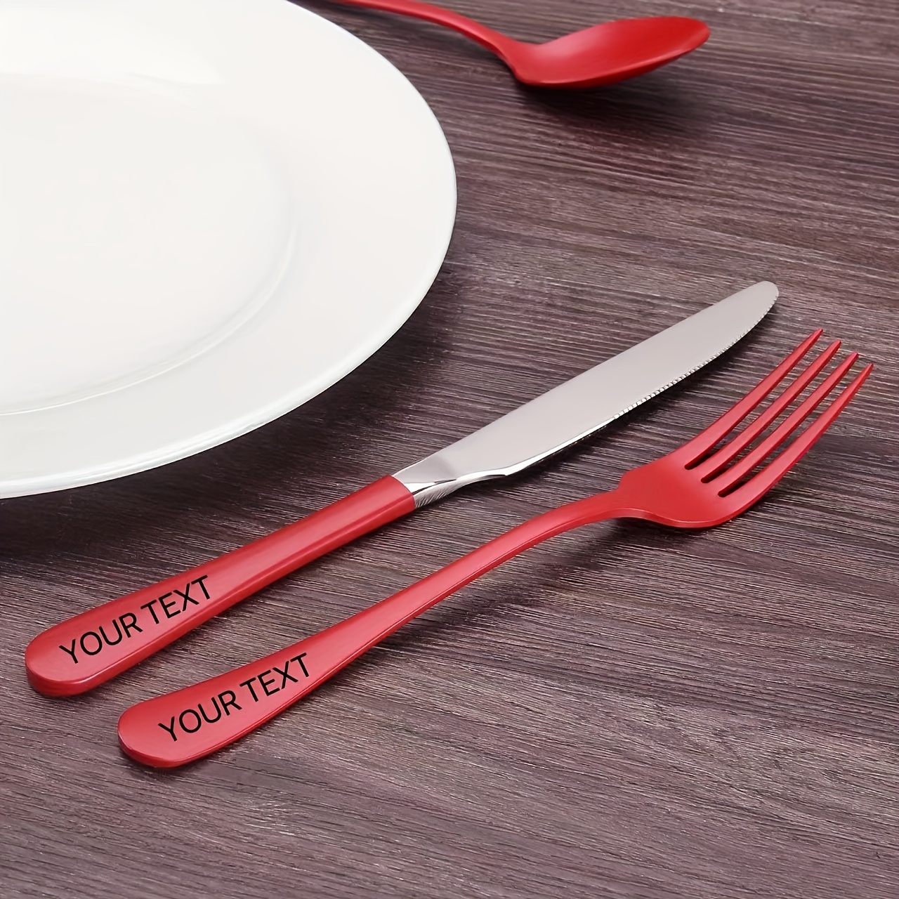 personalized set of 5 20 30 40pcs of red stainless steel cutlery suitable for kitchen and dining featuring   polished knives and safe for dishwasher use Product details 4