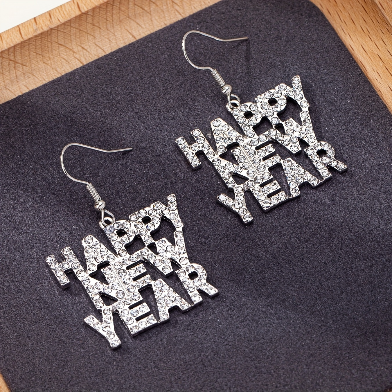 

1 Pair, "happy New Year" Earrings, Women' Jewelry, Zinc Alloy With Rhinestone Accents, Classic & , Wear For Daily & Party Use