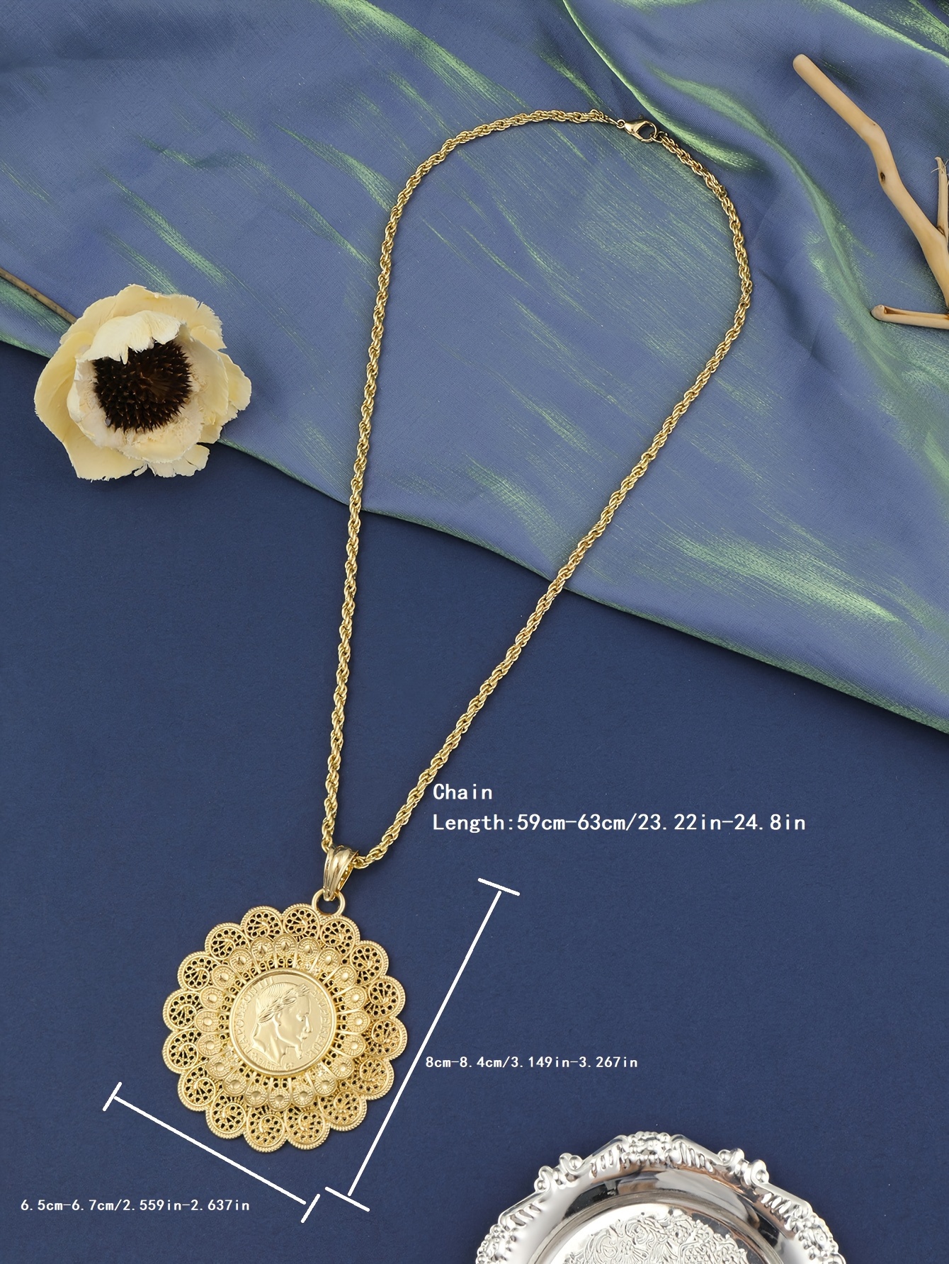 round flower pendant necklace adjustable zinc alloy neck chain jewelry golden color neck jewelry details 4