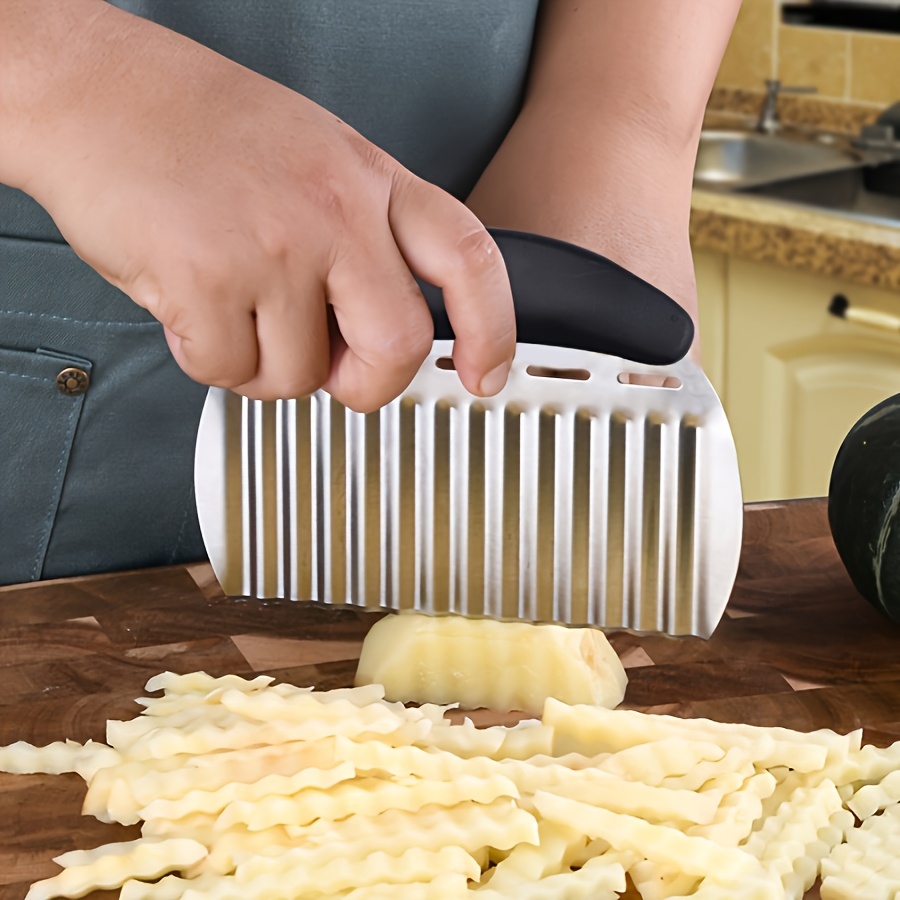 Vegetable Crinkle Wavy Cutter - Stainless Steel Potato & Carrot Slicer For French Fries, Chips & Salads