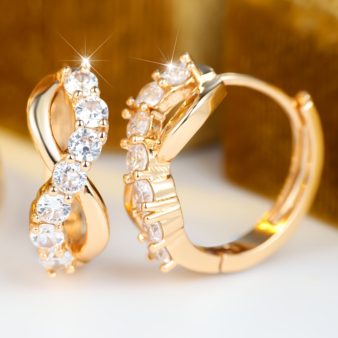 Women's Minimalist Figure-eight Hoop Earrings with Zirconia