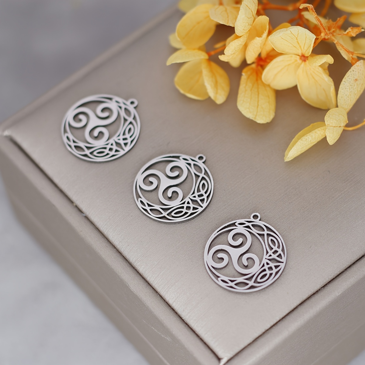 3pcs Charms Triple Spiral Irish Knot Wicca Amulet Stainless Steel Pendant For Jewelry Making
