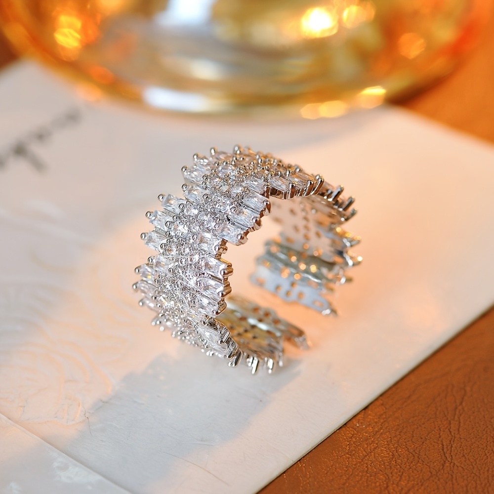 Women's Irregular Edge Imitation Crystal Ring