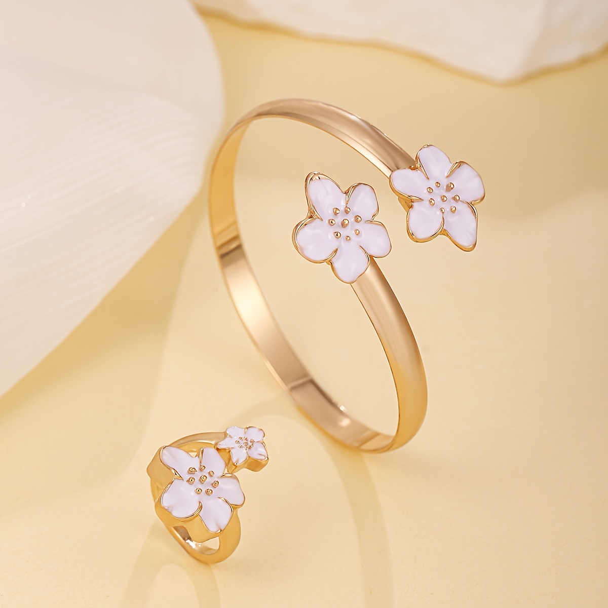 TEMU 2pcs Set: Floral-shaped Design, Open-end Adjustable Stackable Women's Jewelry Set, Bracelet + Ring Set, Elegant Style Suitable For Daily Wear,