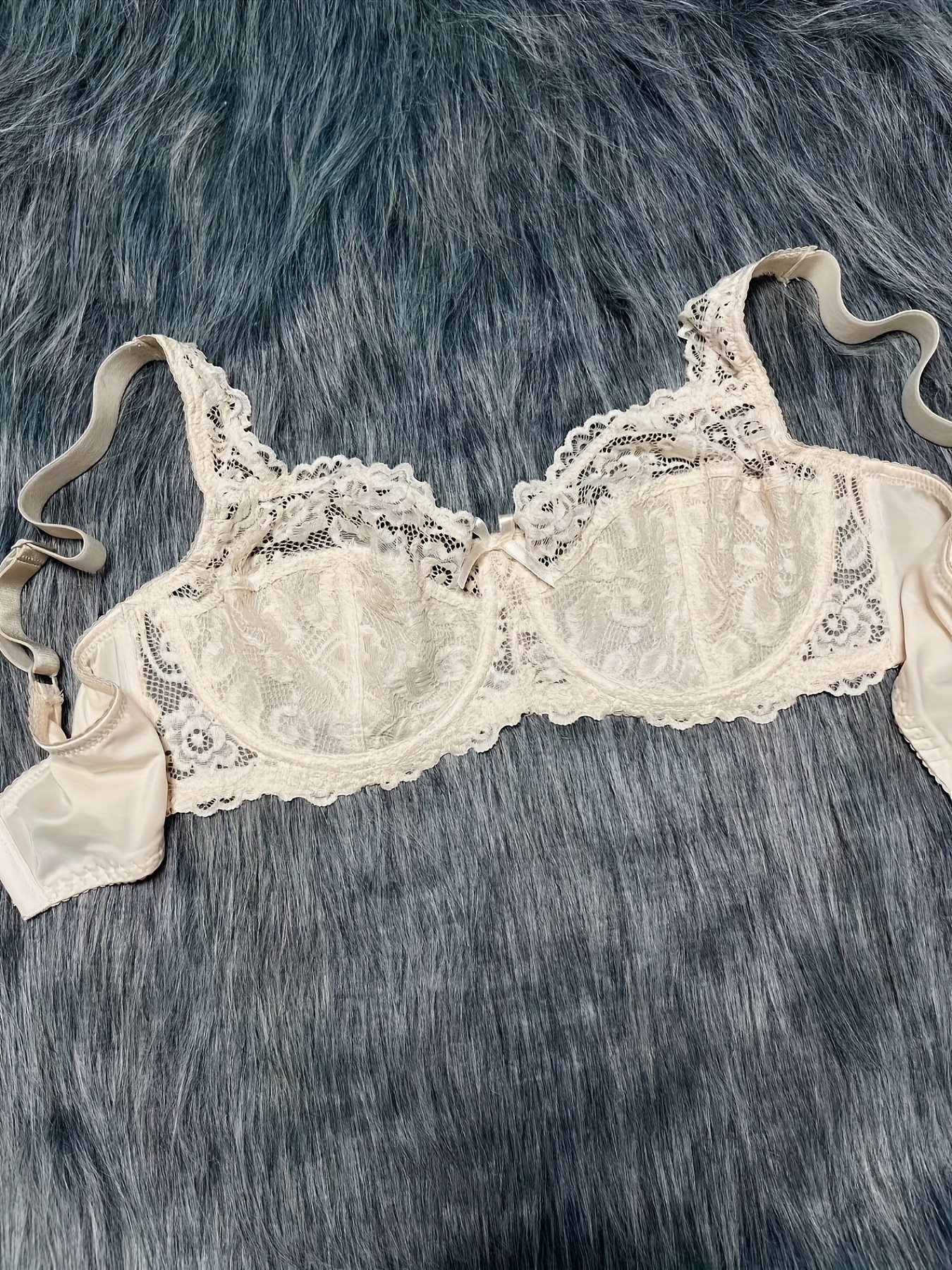 Elegant Plus Size Floral Lace Front Bra - Ultra-Thin, Soft Underwire, No-Pad Design with Contrast Mesh Detail - Perfect Gift for Her, Sexy Style with Lace Patterns