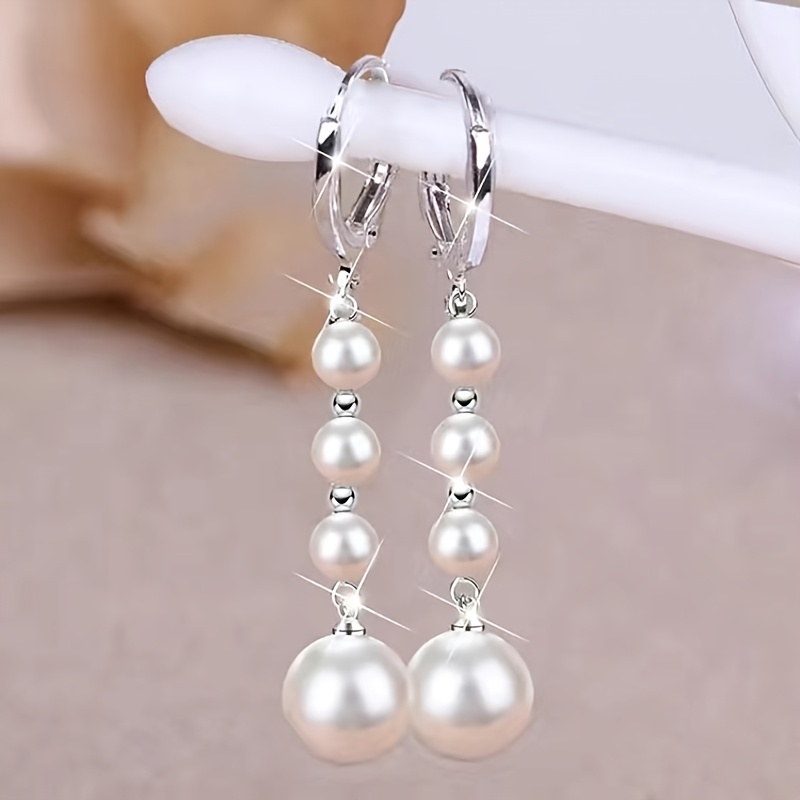 Image of 1 Pair Long Tassel Earrings Fashionable For Christmas Holiday, New Year Celebration Women' Earrings