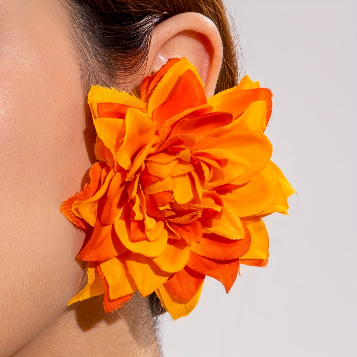 TEMU 1 Pair Fashionable Elegant Temperament Style Polyester Orange Gradient Large Flower Style Women's Fashion Stud Earrings Suitable For Parties,