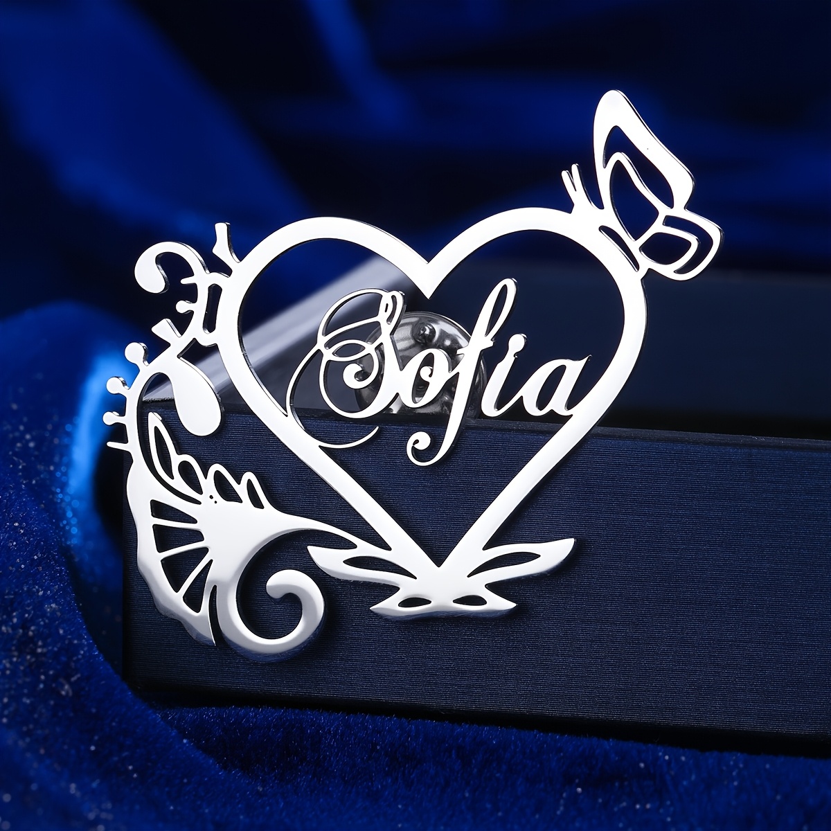 TEMU Personalized Heart Brooch With Name Brooch - Personalized Floral And Design, Elegant Fashion Accessory For Women's Blazers And Dresses, Women's