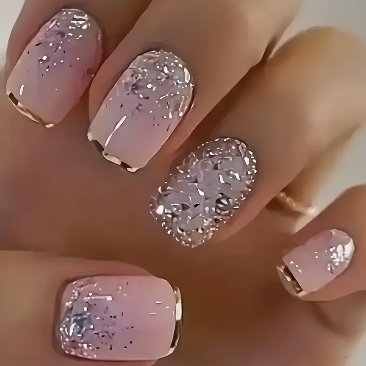 TEMU 120pcs New Short Square Glossy Press-on Nail Set, Silvery Gradient Glitter Nails, Golden Glitter Fake Nails, Suitable For Women, Daily