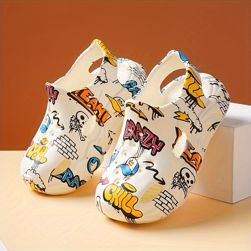Casual Cute Cartoon Slip On Clogs For Boys, Lightweight Non-slip Wear-resistant Sandals For Indoor Outdoor Beach, Spring And Summer