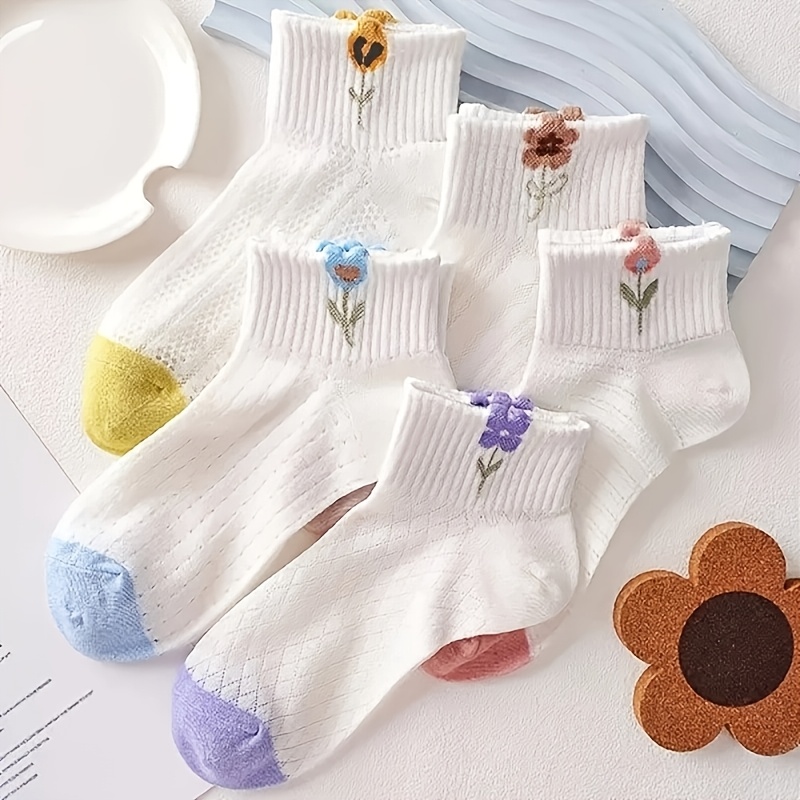 Image of 5-pair Women's 3d Floral Mesh Ankle Socks, Breathable Hollow-out Socks, Spring/summer Breathable Comfortable Color-block Low-cut Boat Socks