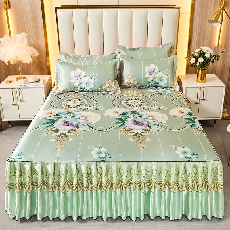 

High-end Four-season Floral Bedding Set For Home Or Dormitory, Featuring A Comfortable And Cool Mat, Including A Bed Skirt And 2 Pillowcases.