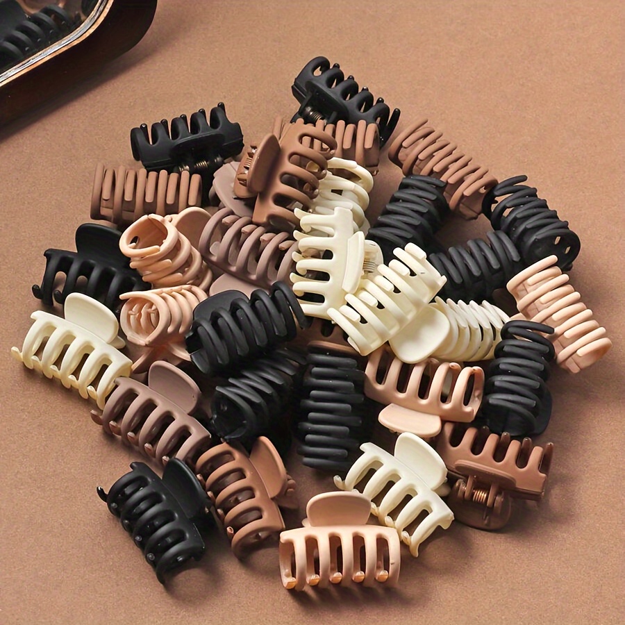 

30pcs Mini Hair Claw Clips Set For Women - Plastic Matte Finish Cute Sweet Style Hair Accessories, Hollow Design, Solid Color, Ideal For Styling & Valentine's Day Gift, Applicable For Ages 14+