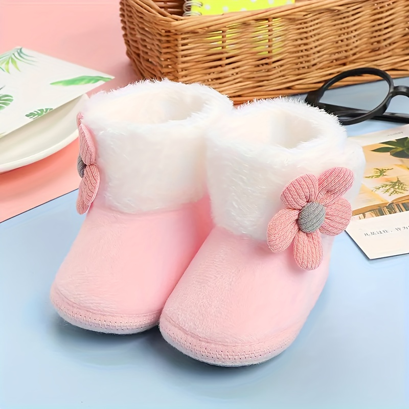 Image of Baby Floral Socks With A Cow Design, Thick Plush Cute Walking Shoes For Infants, Lightweight, Non-slip, Warm, Suitable For Indoor And Outdoor Use
