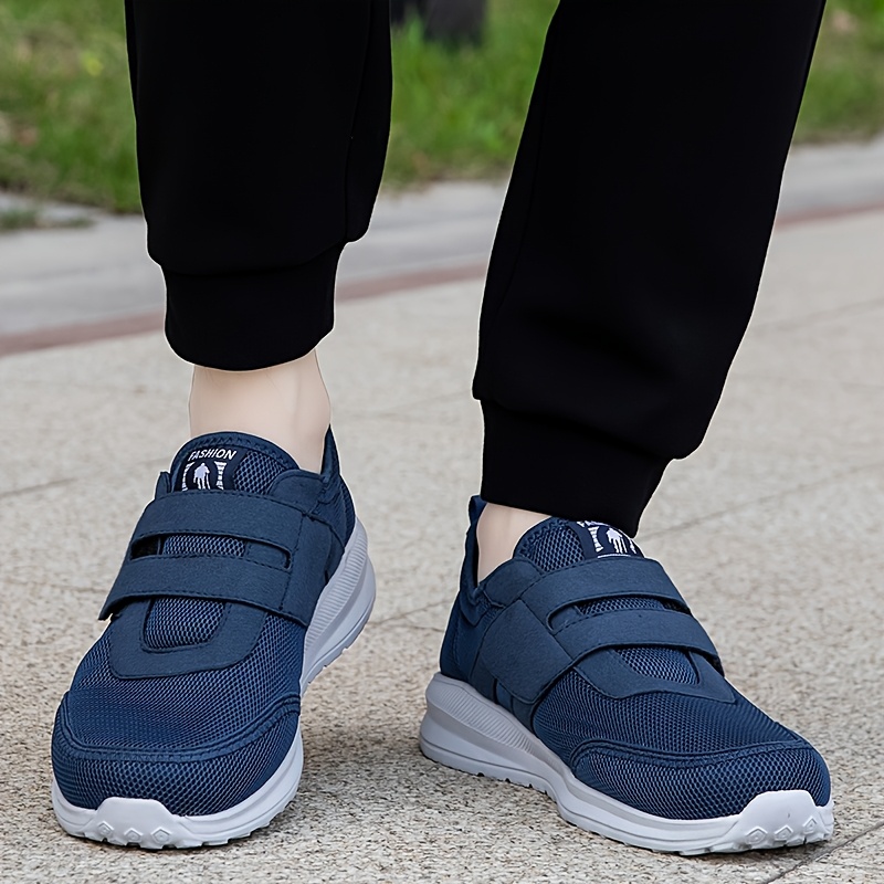 Men's Breathable Wide Width Sneakers with Adjustable Closure