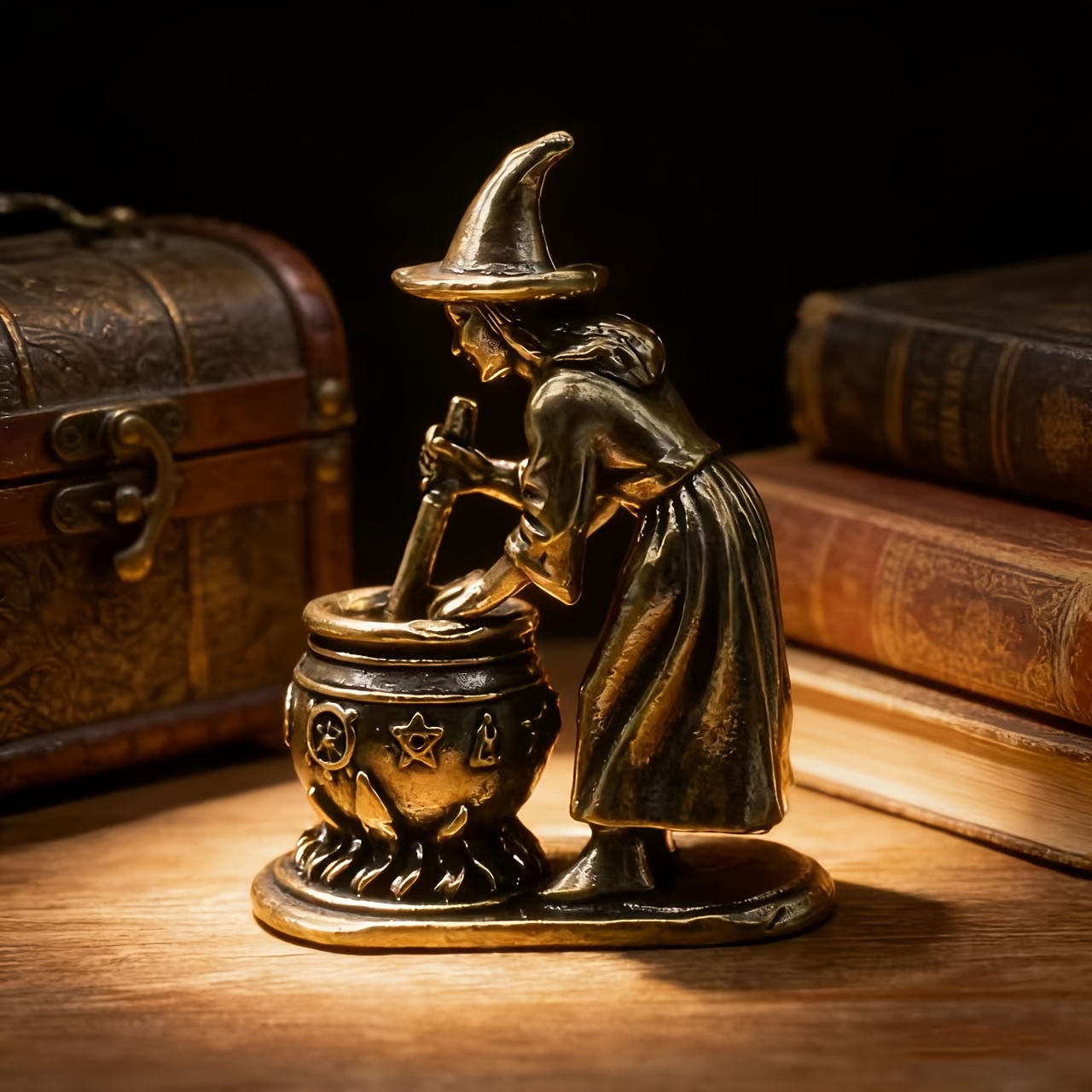 E-shop Sammelfiguren, Messing Vintage Statue Hexe Stößel Miniatur - Stück, Exquisites Vintage Handwerk, Kreative Magie-Stil Schreibtischdekoration,