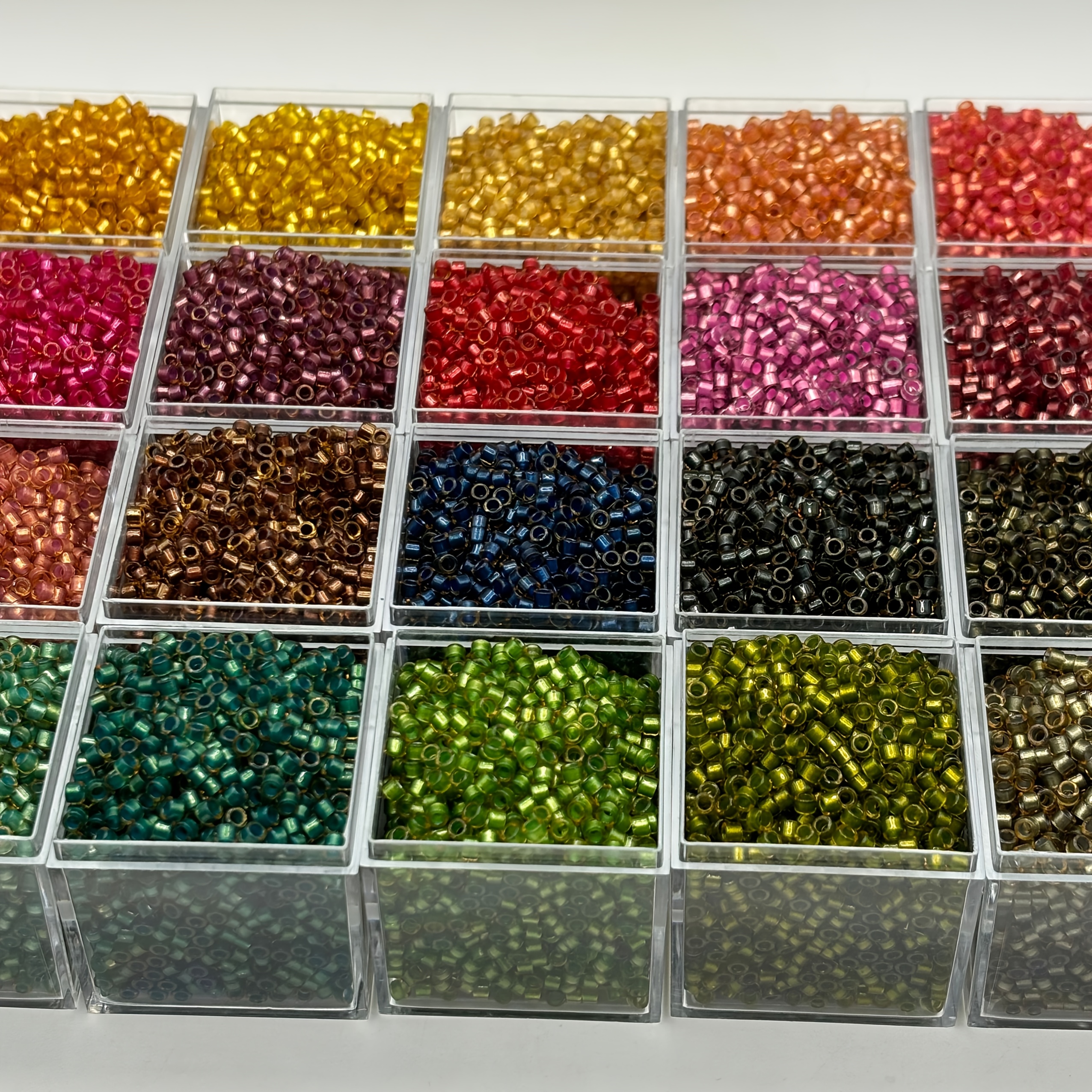 Image of 6900 Glass Seed Beads, 2.5mm 20 Colors Decorative For Jewelry Making, Bracelets, Necklaces, Rings And Earrings Making Materials