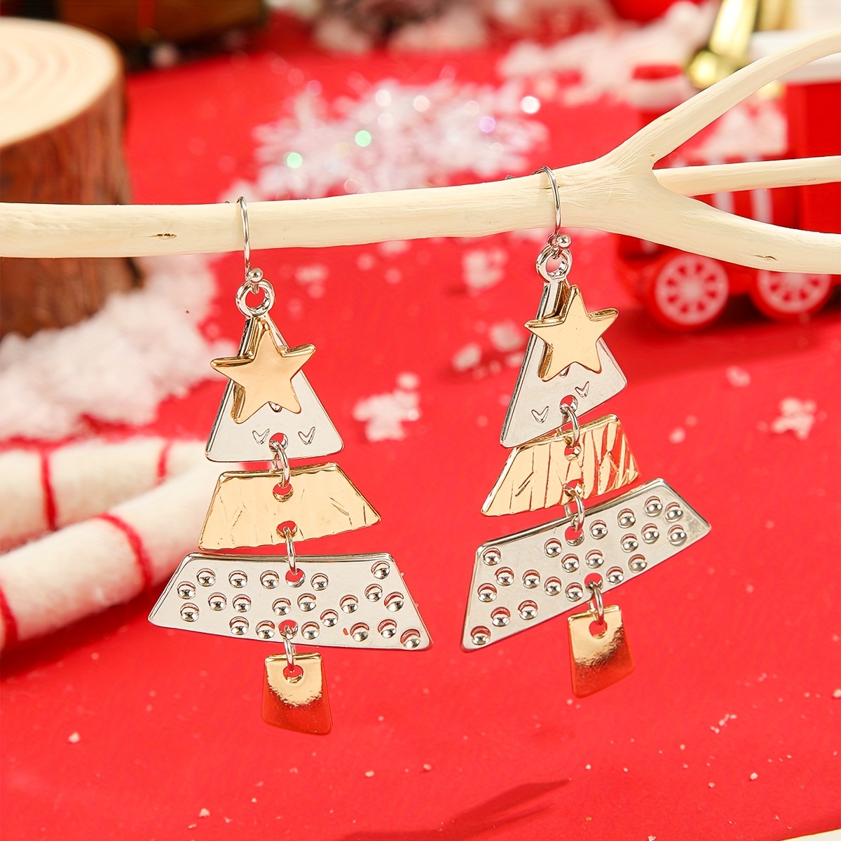 Women's Christmas Tree Dangle Earrings Winter Holiday Jewelry