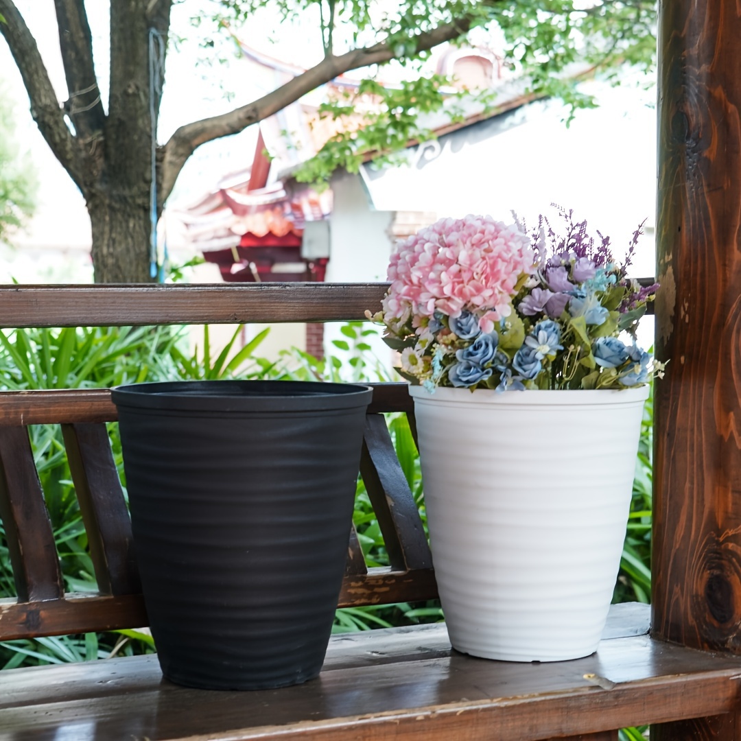 Vaso In Resina Da Esterno Interno Per Piante Tondo A Sfera Di Design D.40x33h Botticelli Bianco - Etna Pellet