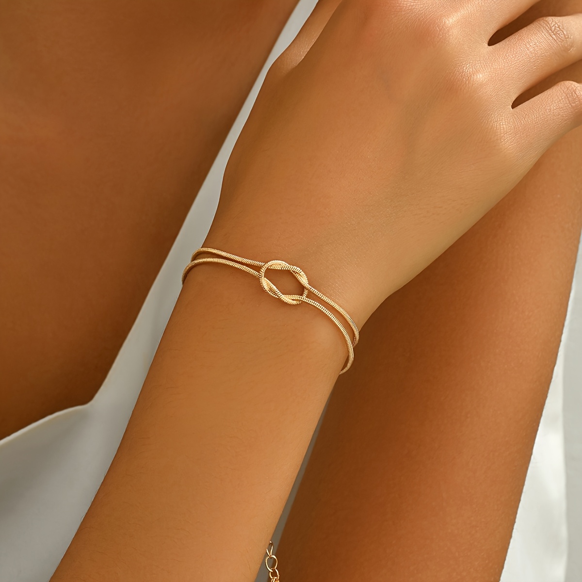 

1pc Elegant 14k Golden Plated Copper Knotted Snake Bone Bracelet For Women, , , Style