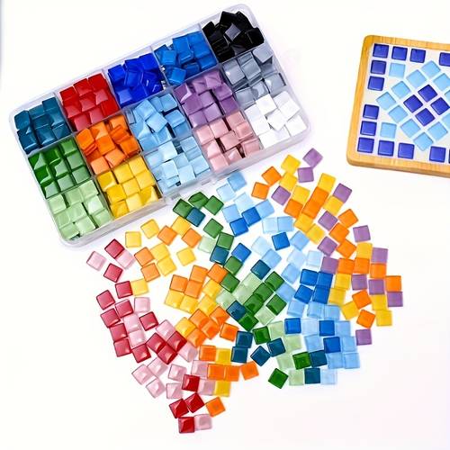 mit 420 stück 0,39 zoll x 0,39 zoll kristall mosaik glasfliesen, programm quadrat würfel fragmente, party festival geschenke, in pink, grün, blau, rot, gelb, , kompletter gemischter material paket mit quadratischen fliesen für bastelarbeiten