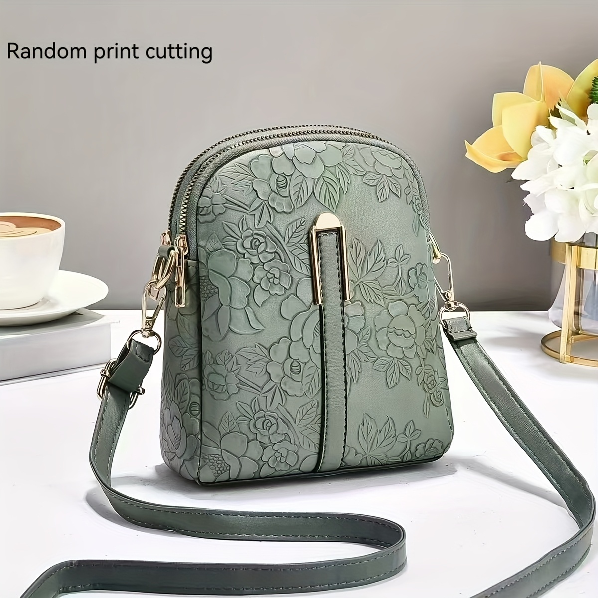 Color Block Striped Phone Bag 2025 Casual Large Capacity Small And Lightweight Shoulder Bag Practical Elegant High-end Versatile Crossbody Bag High-end High-value Quality Exquisite Embossed Coin Pu