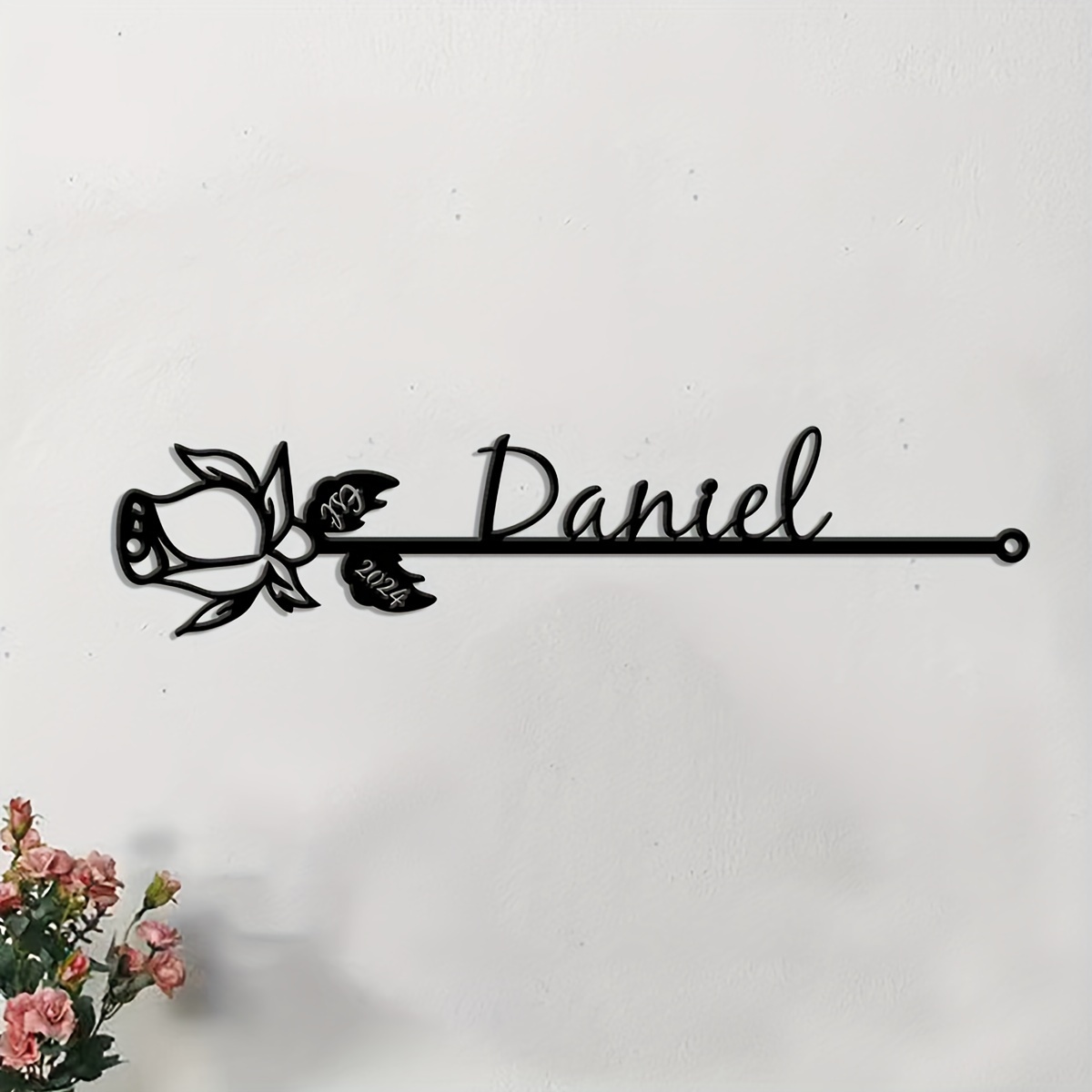 

1pc Custom Family Name Metal Sign, Couple Gift With Rose Sign, Mother's Day Gift, Wedding Wall Decor, Steel Valentine's Day Gift, Floral Plaque