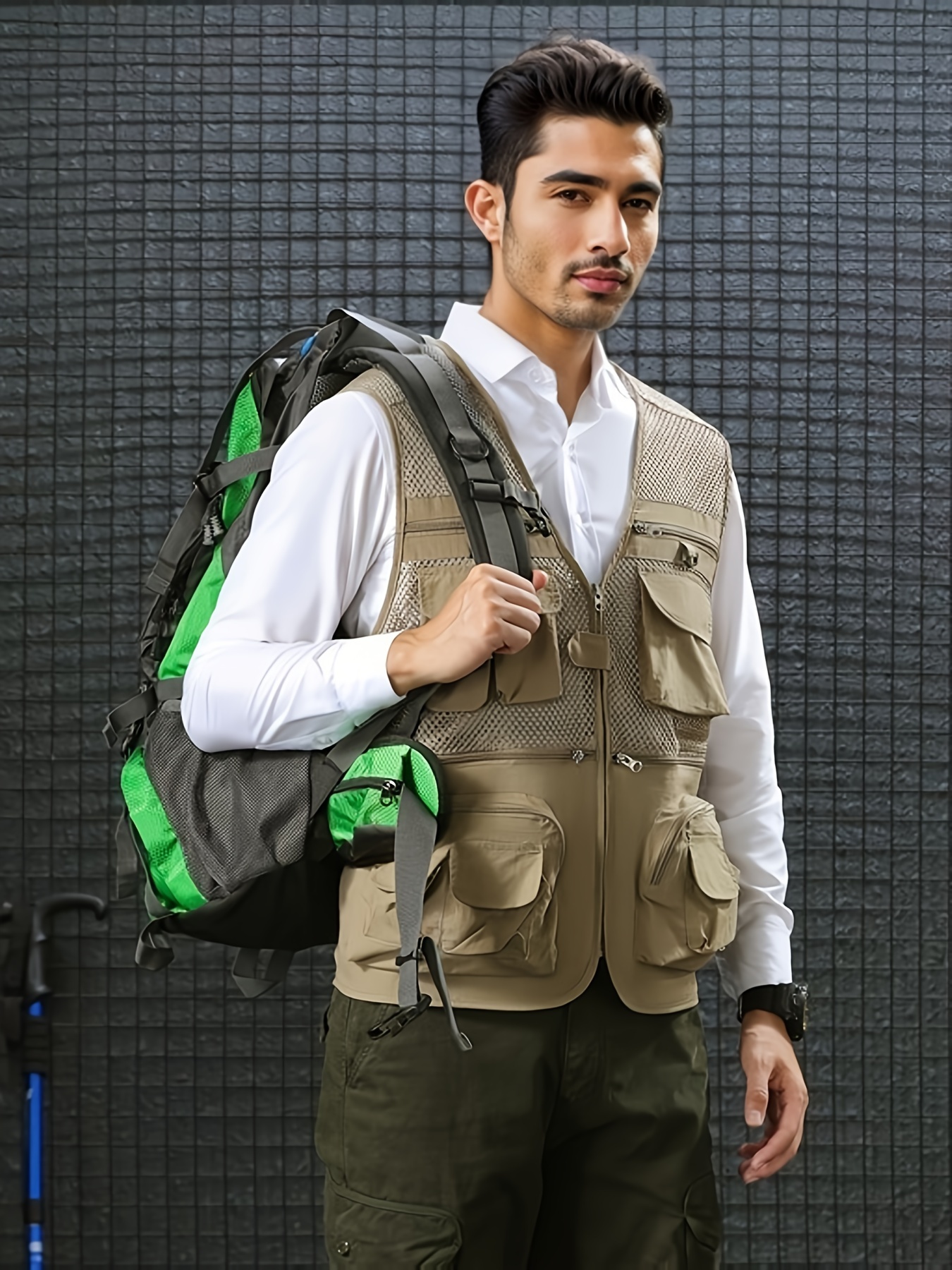 TMOYZQ Men's Outdoor Fishing Vest Casual Work Mesh Lined Vests Breathable  Waterproof Travel Photo Cargo Vest Jacket with Multi Pockets, Available in