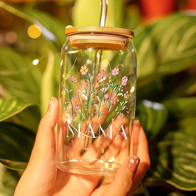 

1pc Cup, 18.7 Oz Coffee Cup, "mama" Flower Pattern Glass Sealed Jar With Lid And Straw, Gift For Mom, Unique Birthday Gift For Mom, Mother, Wife, New Mom, Reward Mom, Pregnant Woman, Home Supplies