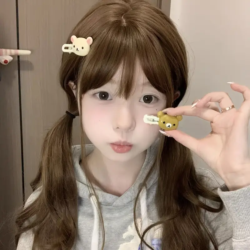 a set of bear hair clips featuring duckbill side clips women adorable hair accessories are ideal for weddings parties beach and everyday styles Product details 0
