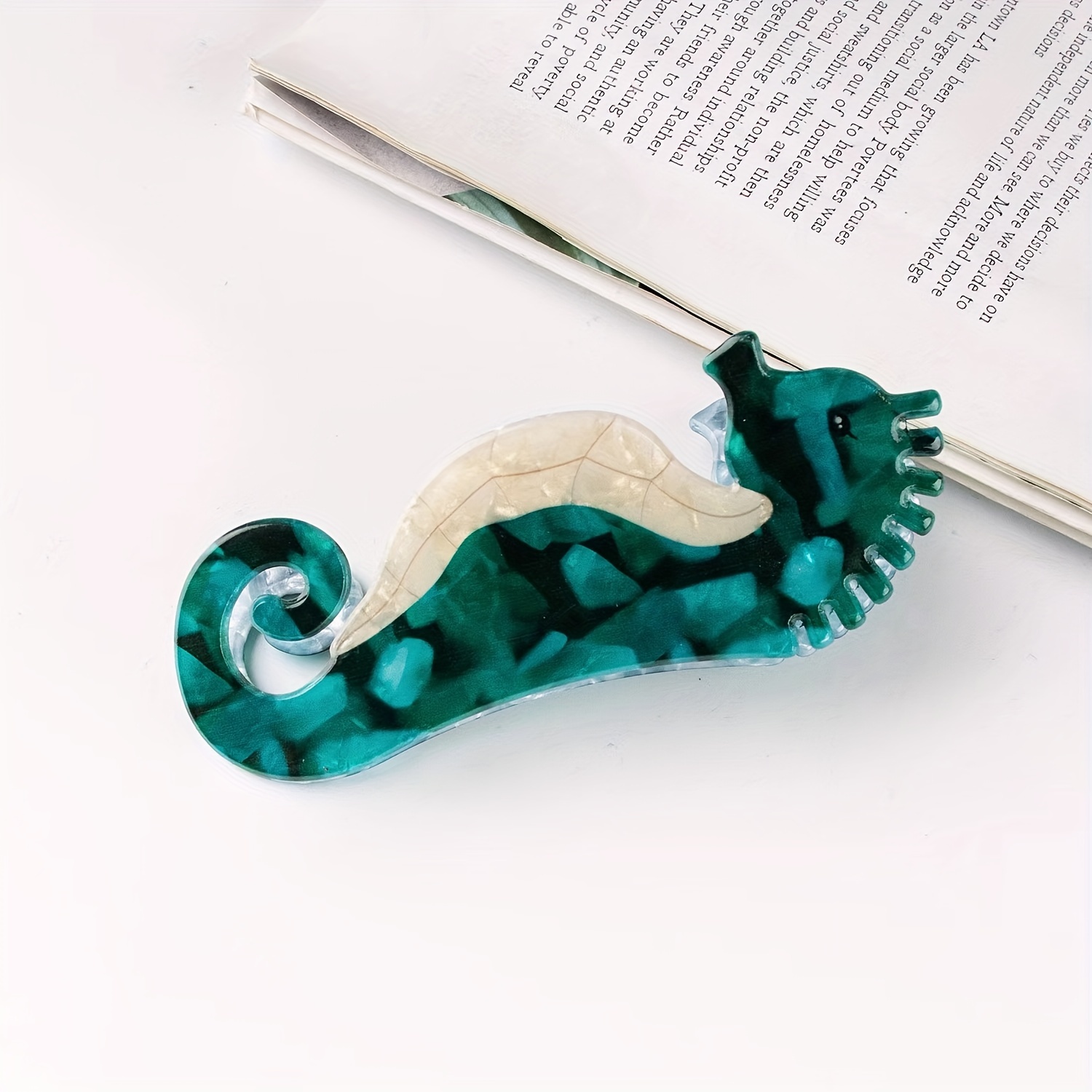 Image of New Cross-border Cute Seahorse Hair Clip Niche Design Personalized High-end Hair Clip Shark Clip Half Hair Clip Headwear Hair Additions