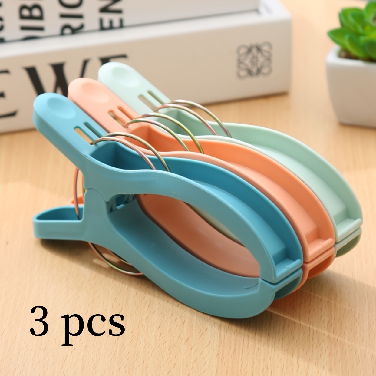 Image of 3/6pcs Extra Large Quilt Clips For Sunbathing, Household Windproof Plastic Big Clip Clothes Fixing Artifact Outdoor Drying Quilt Clip Dormitory Clothes And Quilts, Clothes Pins