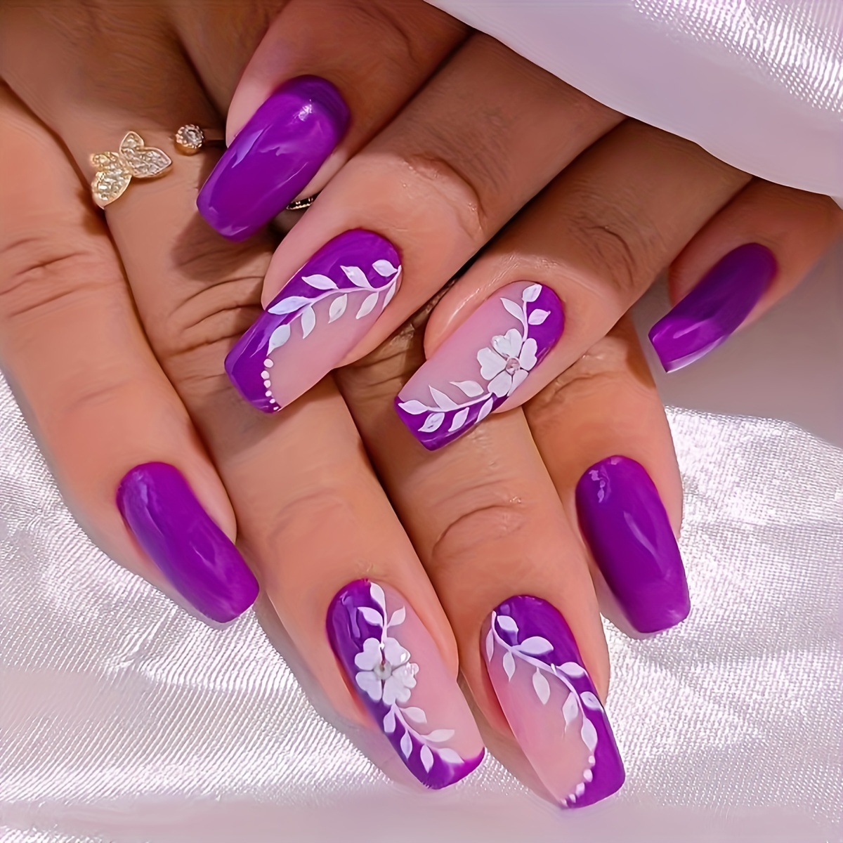 

24pcs Elegant Purple & White Floral Leaf Glossy Press-on Nails, Fashionable Easy-to-wear Fake Nail Set For Women And Girls, Removable Manicure Kit With Jelly Glue And Nail File