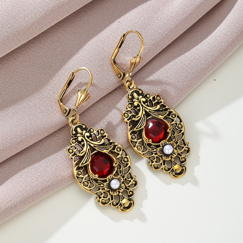 TEMU 1 Pair Of Bohemian Minimalist Vintage Earrings - Geometric Floral Carve Art Dangle Earrings With Synthetic Zirconia Suitable For Daily Wear,