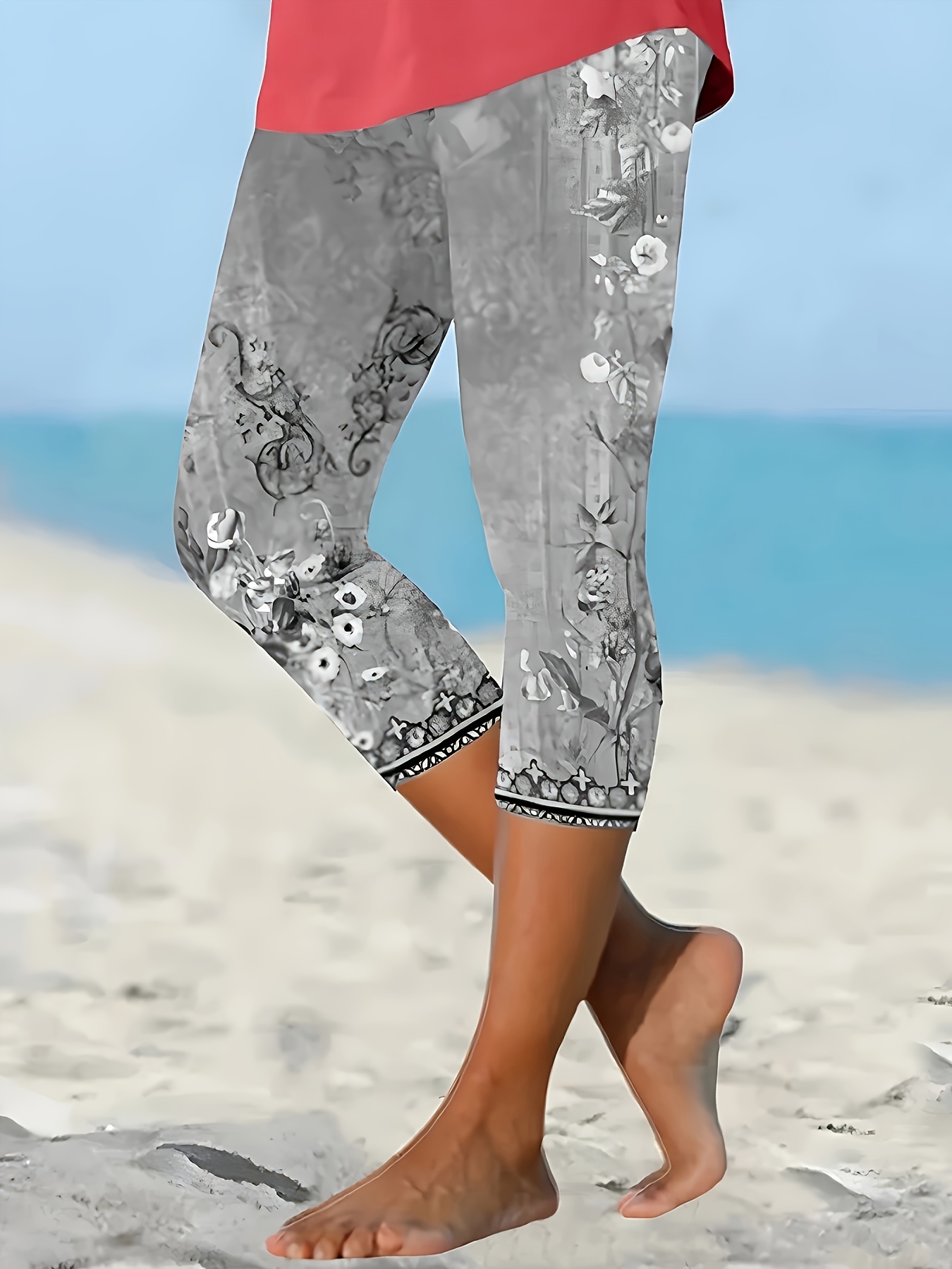 Women'S Floral Print Capri Leggings High-* Ruched Design, Gray White  Flower Pattern, Elegant Comfortable for Beach, and Casual Wear, P