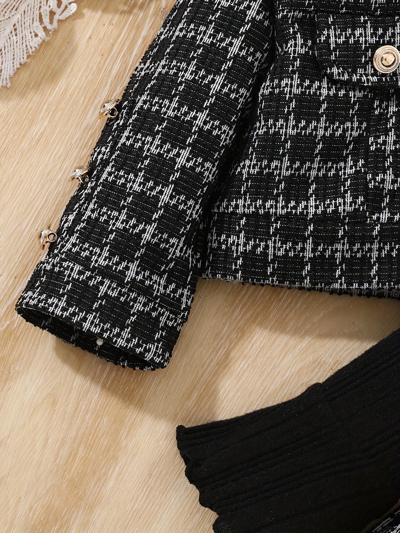 a stylish three piece french outfit for   for early autumn for outdoor Product details 1