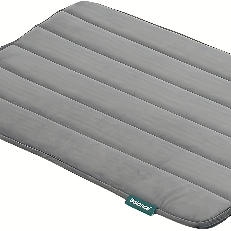   washable high quality non slip pet mat for cats and dogs soft durable polyester   for all breeds versatile  able design for year round     accessory soft pet mat high quality pet mat Product details 6