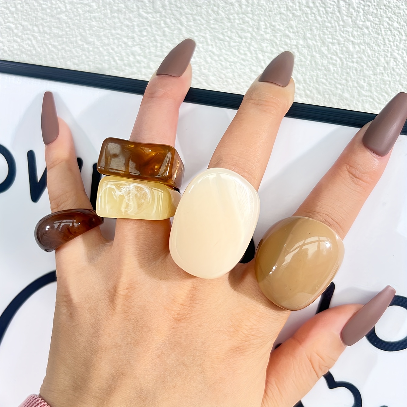 5pcs Minimalist Style Fashion Stackable Vintage Premium Khaki Resin Rings