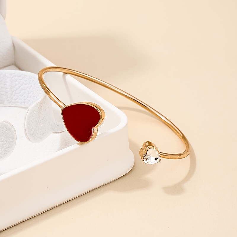 E-shop ./Set Valentinstagsgeschenk Rotes Herz Eingelegtes herzförmiges Plastik Strass Einstellbarer Damen Armband mit Öffnung Geeignet für